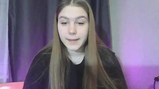 Snapshot of yourhoney_Lola_ chatting on December 16, 3:17 pm yourhoney Lola online show from December 16, 3:17 pm