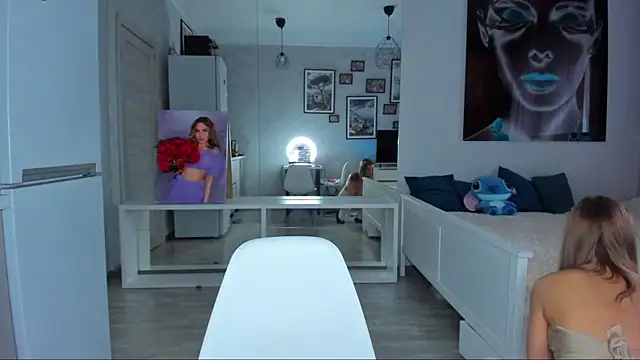 Snapshot of MashaFromRussia__ chatting on October 15, 11:21 am MashaFromRussia online show from October 15, 11:21 am