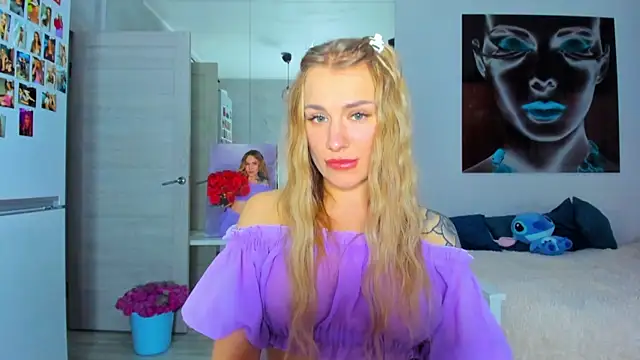 Snapshot of MashaFromRussia__ chatting on November 30, 1:37 pm MashaFromRussia online show from November 30, 1:37 pm