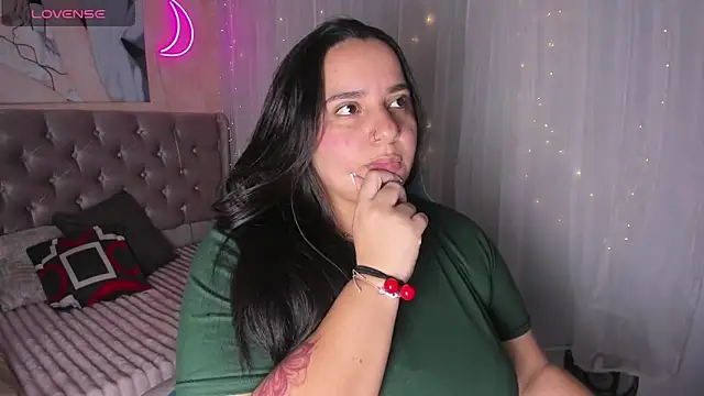 Snapshot of artemisa19 chatting on September 30, 8:36 pm artemisa19 online show from September 30, 8:36 pm