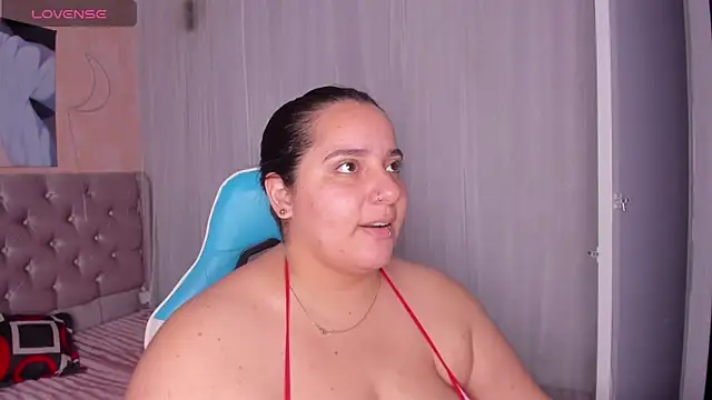 Snapshot of artemisa19 chatting on October 16, 2:34 am artemisa19 online show from October 16, 2:34 am