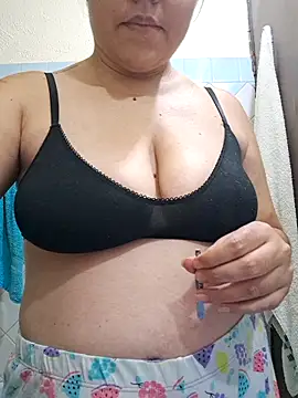 SweettyNaugthy online show from November 16, 7:36 am