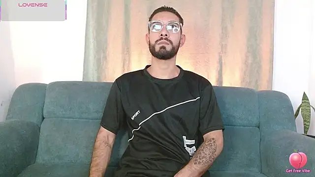 ReyPablo1 online show from October 3, 9:56 pm