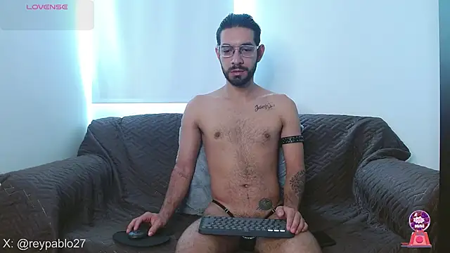 ReyPablo1 online show from November 9, 2:26 pm