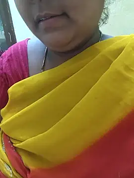 Snapshot of Villageanuty chatting on October 6, 12:57 pm Villageanuty online show from October 6, 12:57 pm