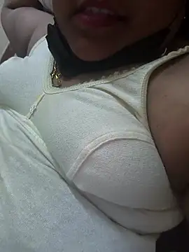 Snapshot of Villageanuty chatting on October 23, 9:19 am Villageanuty online show from October 23, 9:19 am