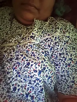 Snapshot of Villageanuty chatting on October 29, 1:52 am Villageanuty online show from October 29, 1:52 am