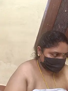 Snapshot of Villageanuty chatting on November 3, 6:03 am Villageanuty online show from November 3, 6:03 am