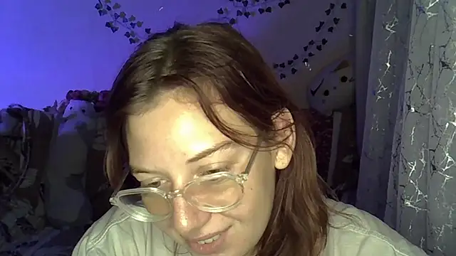 Lily Ember online show from November 27, 6:21 pm