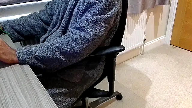 Snapshot of rogamuffin chatting on September 17, 9:38 pm rogamuffin online show from September 17, 9:38 pm