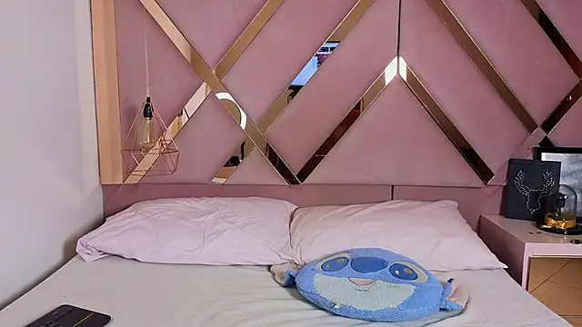 Sthephany grand online show from October 17, 5:59 pm