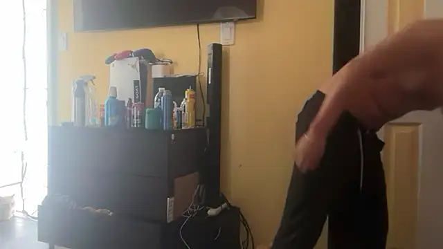 kSwisssxxx online show from October 12, 5:34 pm