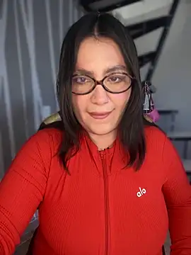 victoria amatista  online show from October 30, 10:10 pm