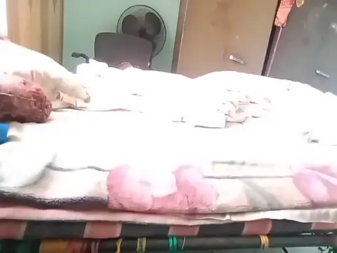 Snapshot of Sassy_Indianbhabi chatting on December 14, 5:13 am Sassy Indianbhabi online show from December 14, 5:13 am