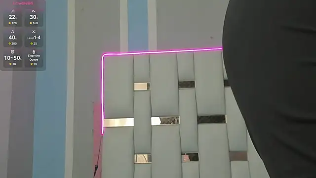 elenacooper1 online show from November 10, 7:35 pm