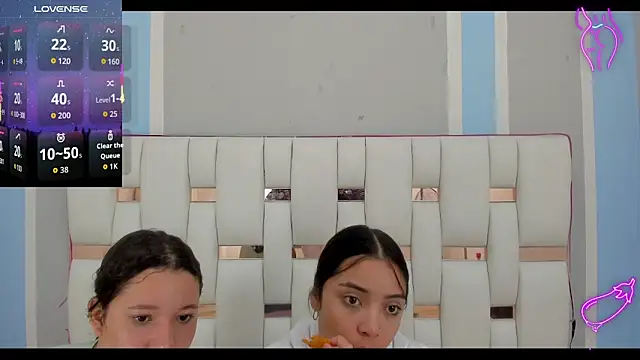 elenacooper1 online show from November 26, 1:23 pm