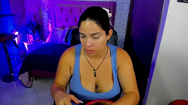 lucia ht online show from October 10, 1:26 am