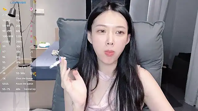 NiNi-baby520 online show from October 9, 7:28 am