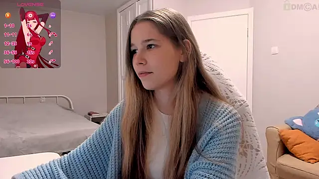 Snapshot of ValerieBubbles chatting on October 20, 12:33 am ValerieBubbles online show from October 20, 12:33 am