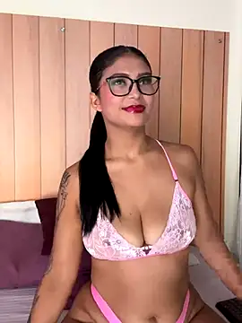 daphnevans online show from October 4, 4:10 am