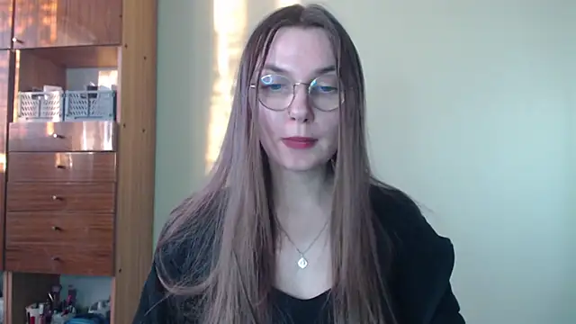 LooveELLYx online show from January 7, 2:41 pm