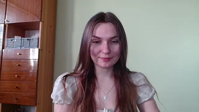 LooveELLYx online show from February 3, 2:34 pm