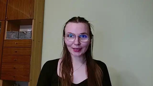 LooveELLYx online show from February 27, 5:58 pm