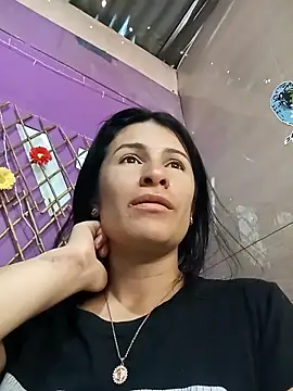 karinnahotdirty online show from September 19, 6:30 pm