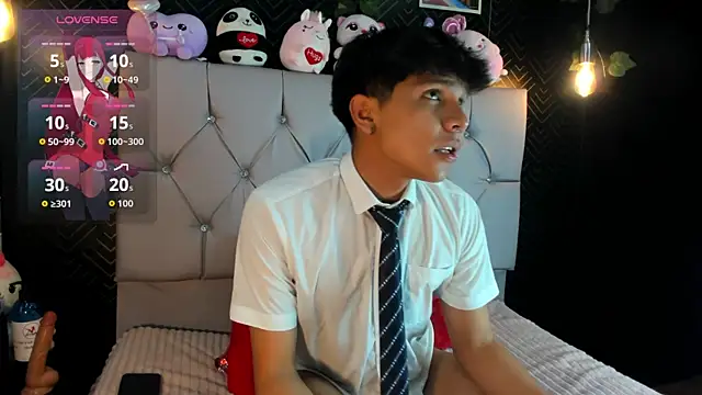 Snapshot of Thiago_Kozak chatting on September 30, 12:43 pm Thiago Kozak online show from September 30, 12:43 pm