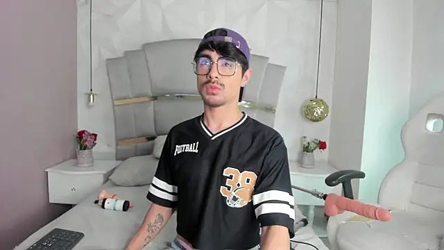 BryCams3 online show from September 12, 12:33 am