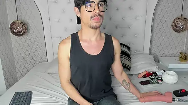 BryCams3 online show from September 14, 11:15 pm