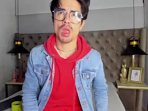 BryCams3 online show from September 25, 5:00 am