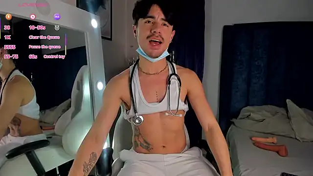 BryCams3 online show from October 29, 5:53 am