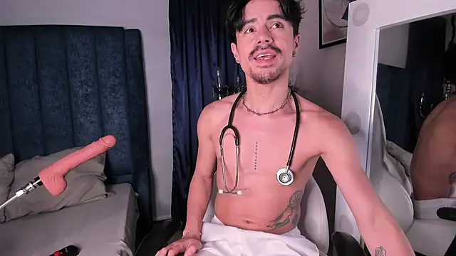 BryCams3 online show from November 8, 4:12 am