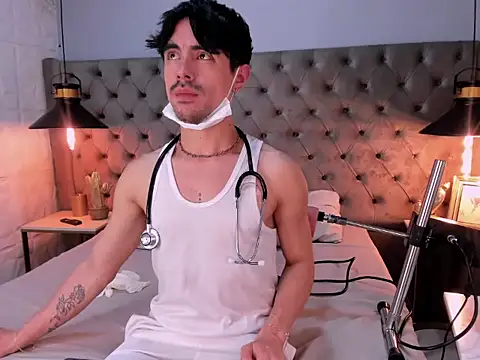 BryCams3 online show from November 15, 3:37 am