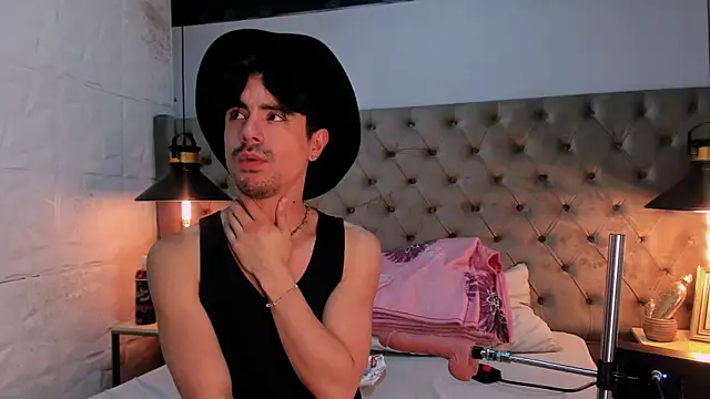 BryCams3 online show from November 16, 3:34 am