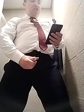 BigCristh79 online show from October 6, 7:50 am