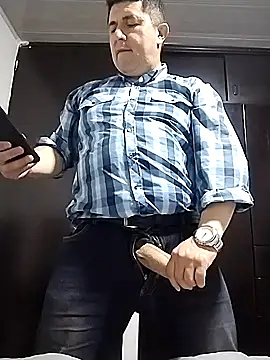 BigCristh79 online show from October 6, 8:17 pm