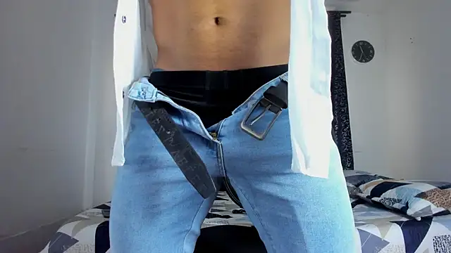 magnusclark online show from November 18, 8:57 pm