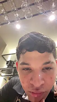 Snapshot of RobinLenoxx chatting on November 23, 10:42 pm RobinLenoxx online show from November 23, 10:42 pm