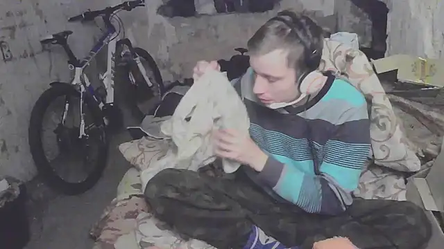 makarov1993 online show from October 15, 10:21 pm