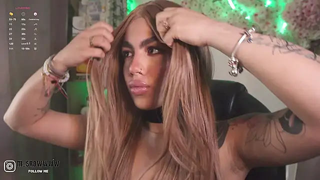 Snapshot of Miila_snow chatting on September 26, 1:15 pm Miila snow online show from September 26, 1:15 pm