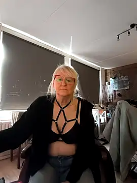 SexyKato001 online show from November 6, 12:39 pm