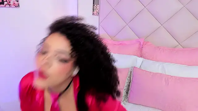 LilBoonew online show from November 7, 12:05 pm