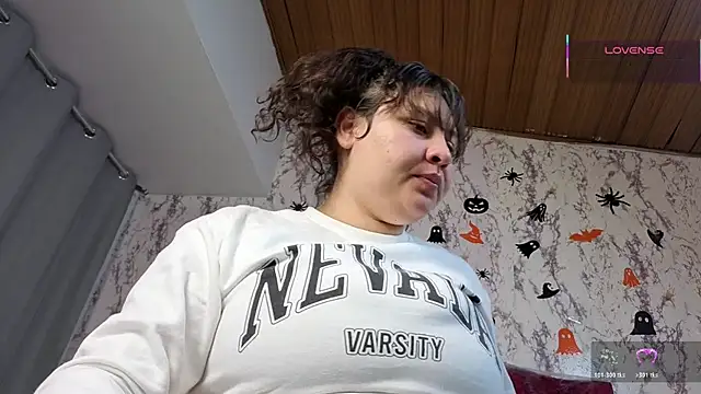 Larissa Antonella online show from November 3, 3:41 am