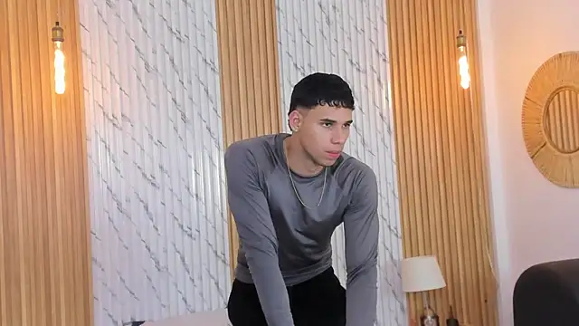 thomas walker0 online show from September 16, 12:06 pm