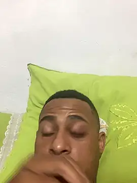 Snapshot of freedmar chatting on November 9, 2:04 pm freedmar online show from November 9, 2:04 pm