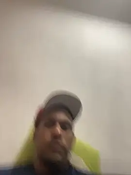 Snapshot of freedmar chatting on November 19, 5:02 pm freedmar online show from November 19, 5:02 pm