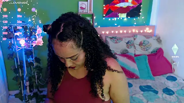 Snapshot of katherinnyazz chatting on October 7, 6:43 am katherinnyazz online show from October 7, 6:43 am