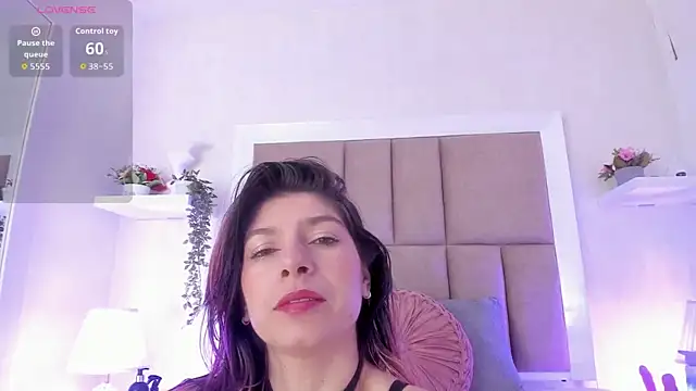 Alisson Owen online show from October 1, 3:23 am